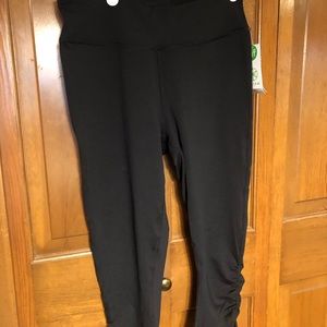 Gaiam yoga capri pants BNWT